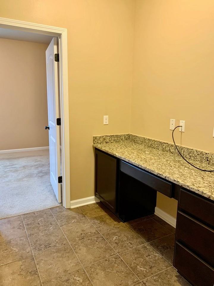 8624 Abertay Ave - Photo 7 of 13