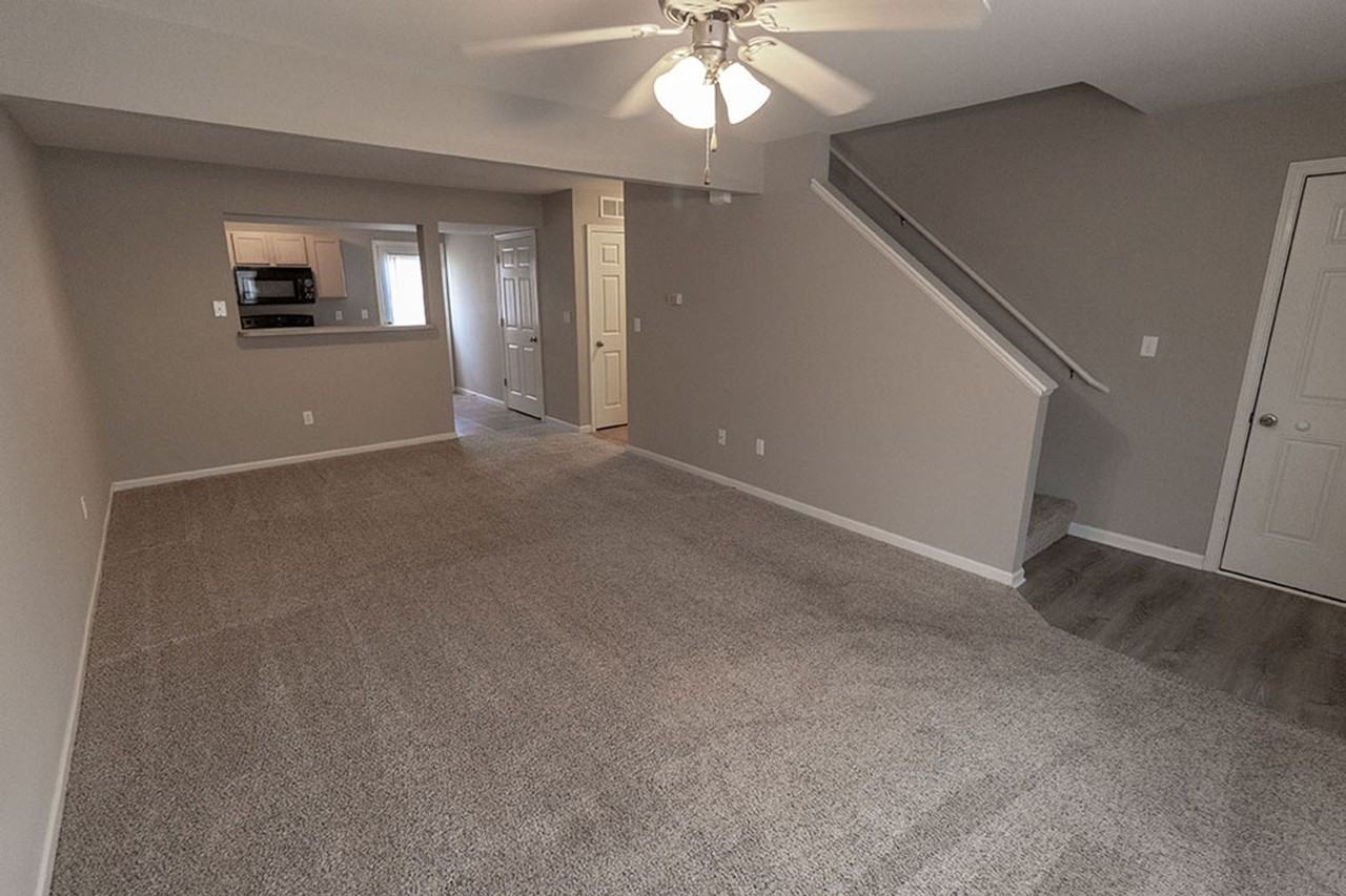 4022 Snowy Owl Dr - Photo 4 of 33