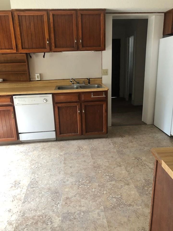 1903 Goss St #6 - Photo 6 of 16