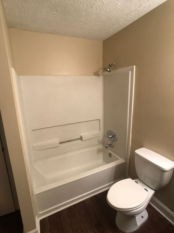 47 Quail Forest Dr - Photo 7 of 13