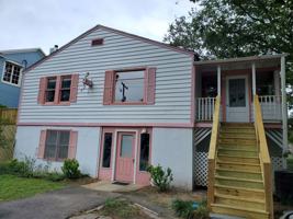 featured image of 2202 Cameron Blvd