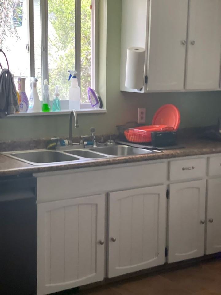 2097 Ellis Way - Photo 2 of 12