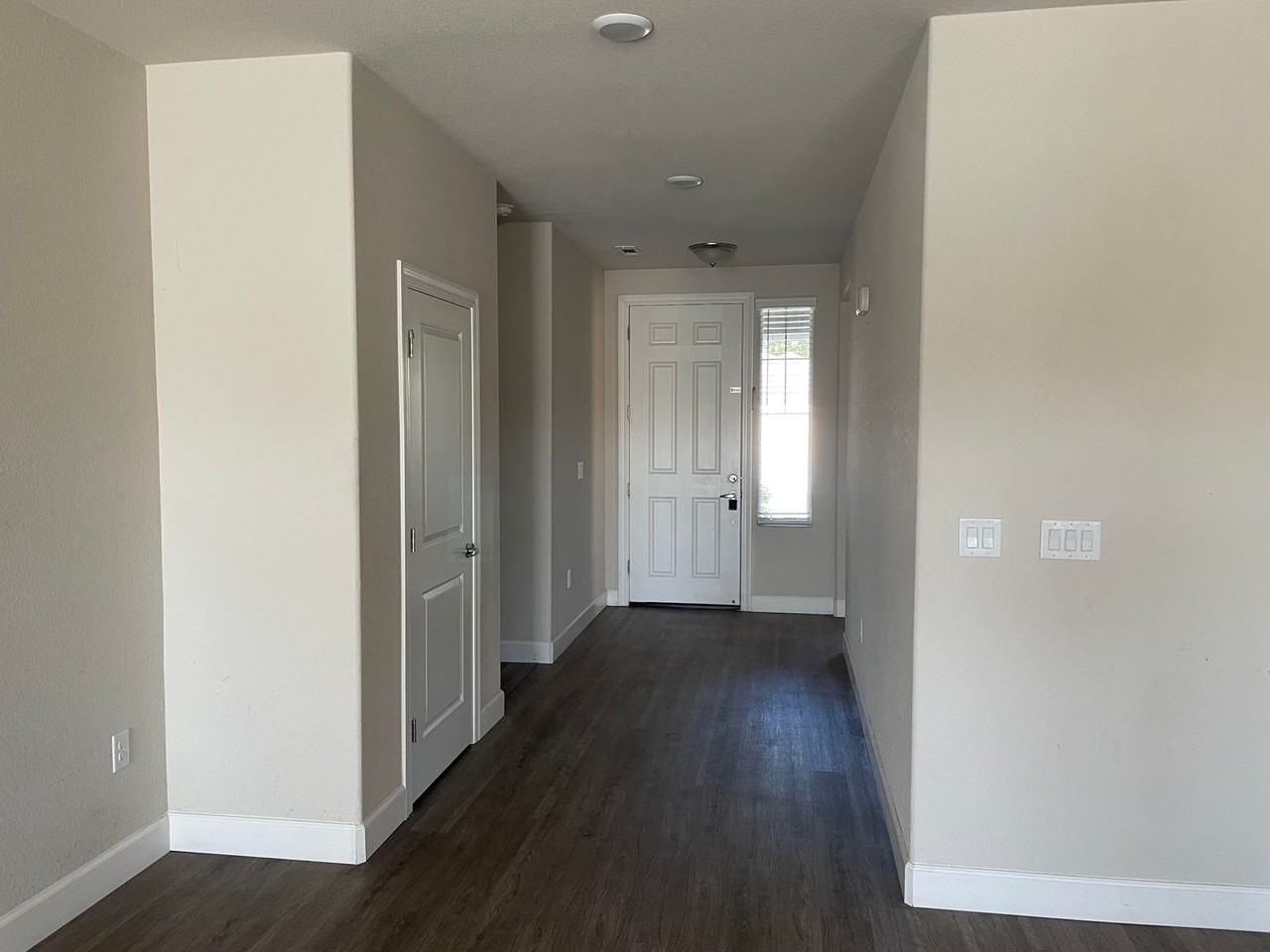661 White Eagle Ln - Photo 5 of 7