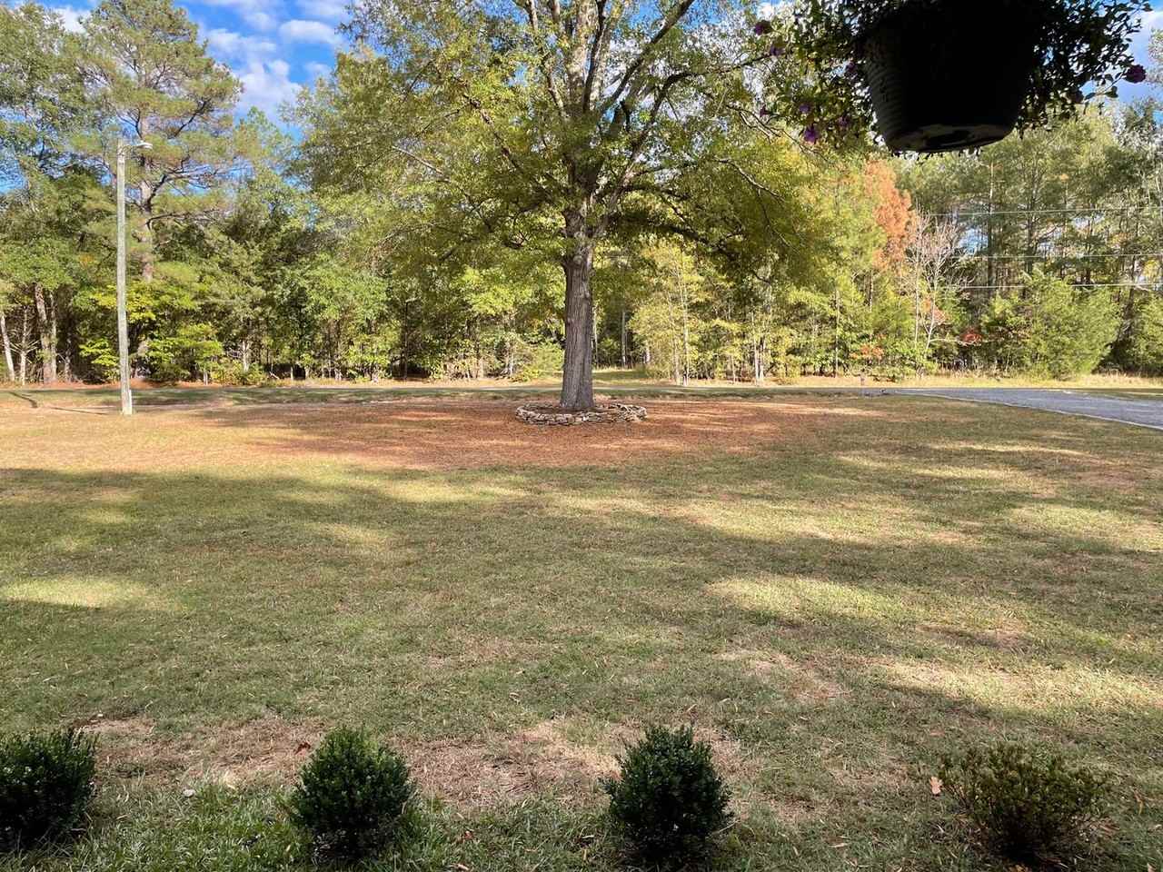 669 Ss Edwards Rd - Photo 2 of 22