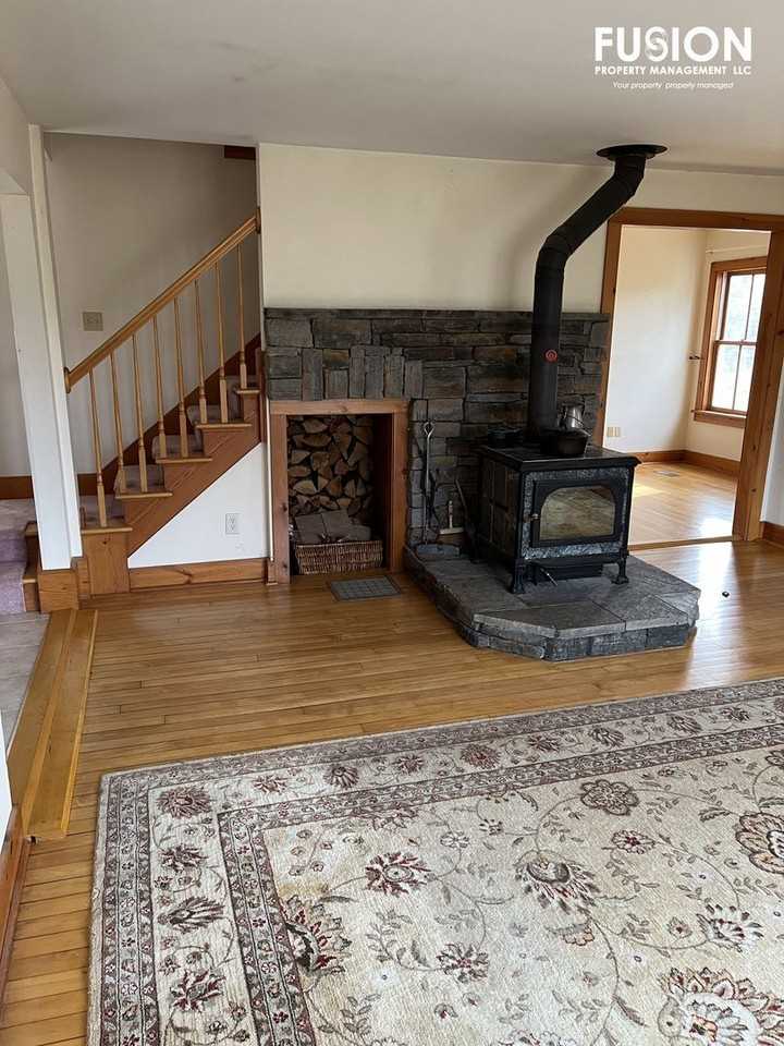 100 Butternut Ln - Photo 2 of 44