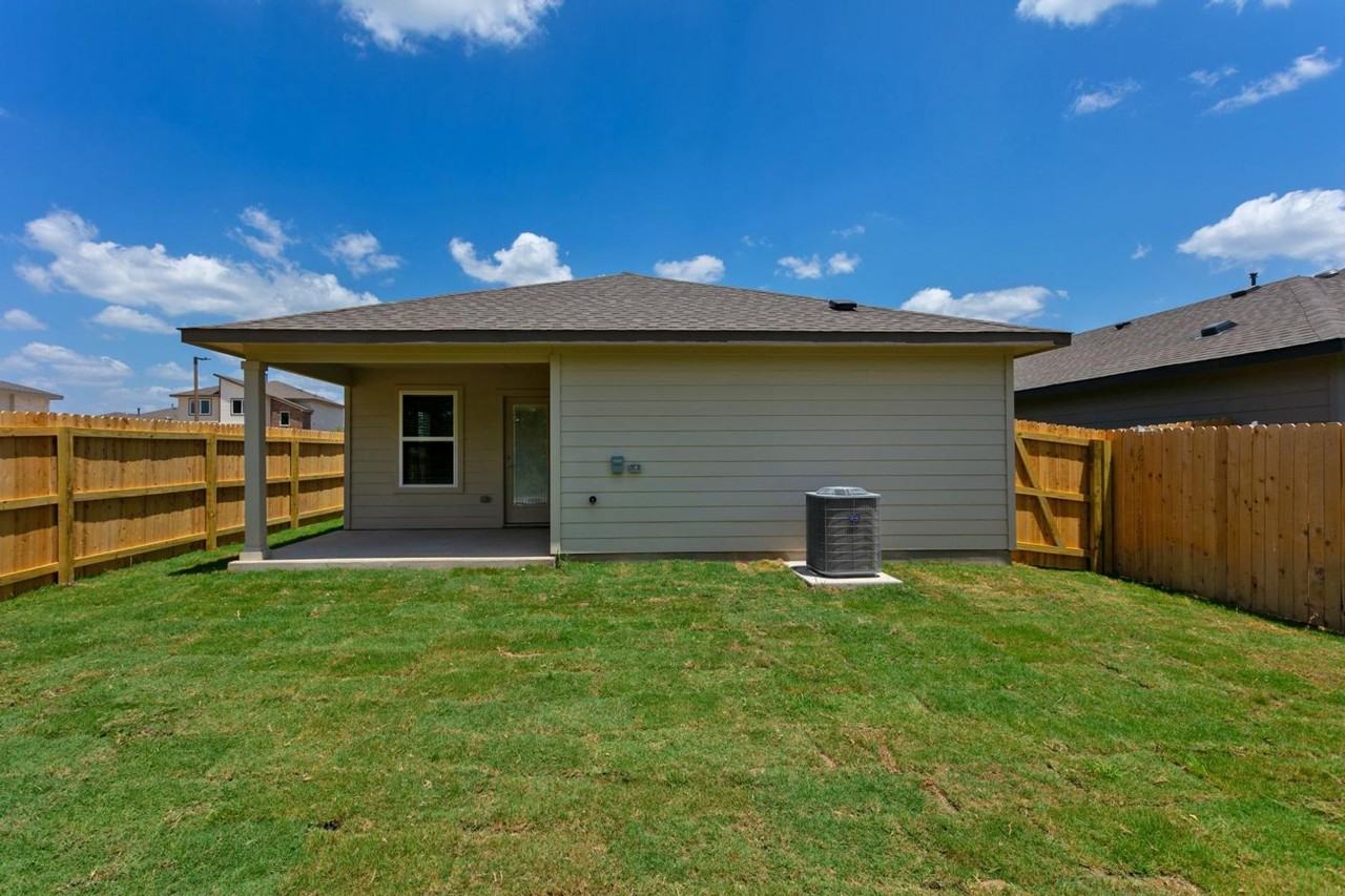 951 Lady Bird Ln - Photo 3 of 23