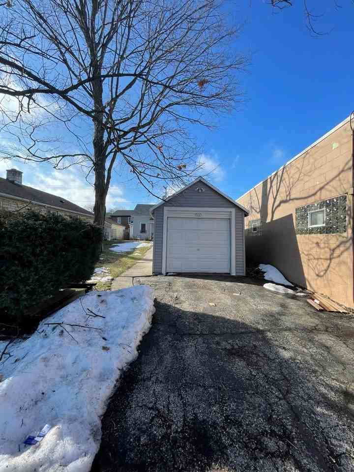 3445 N 50th St - Photo 2 of 13