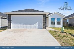 featured image of 308 Honeybee Ave