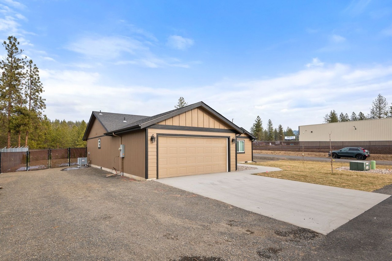 6003 Highway 291 - Photo 3 of 44