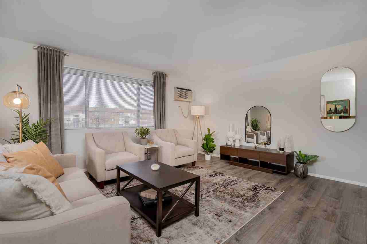 Hoffman Hills Apartments - Photo 3 of 50