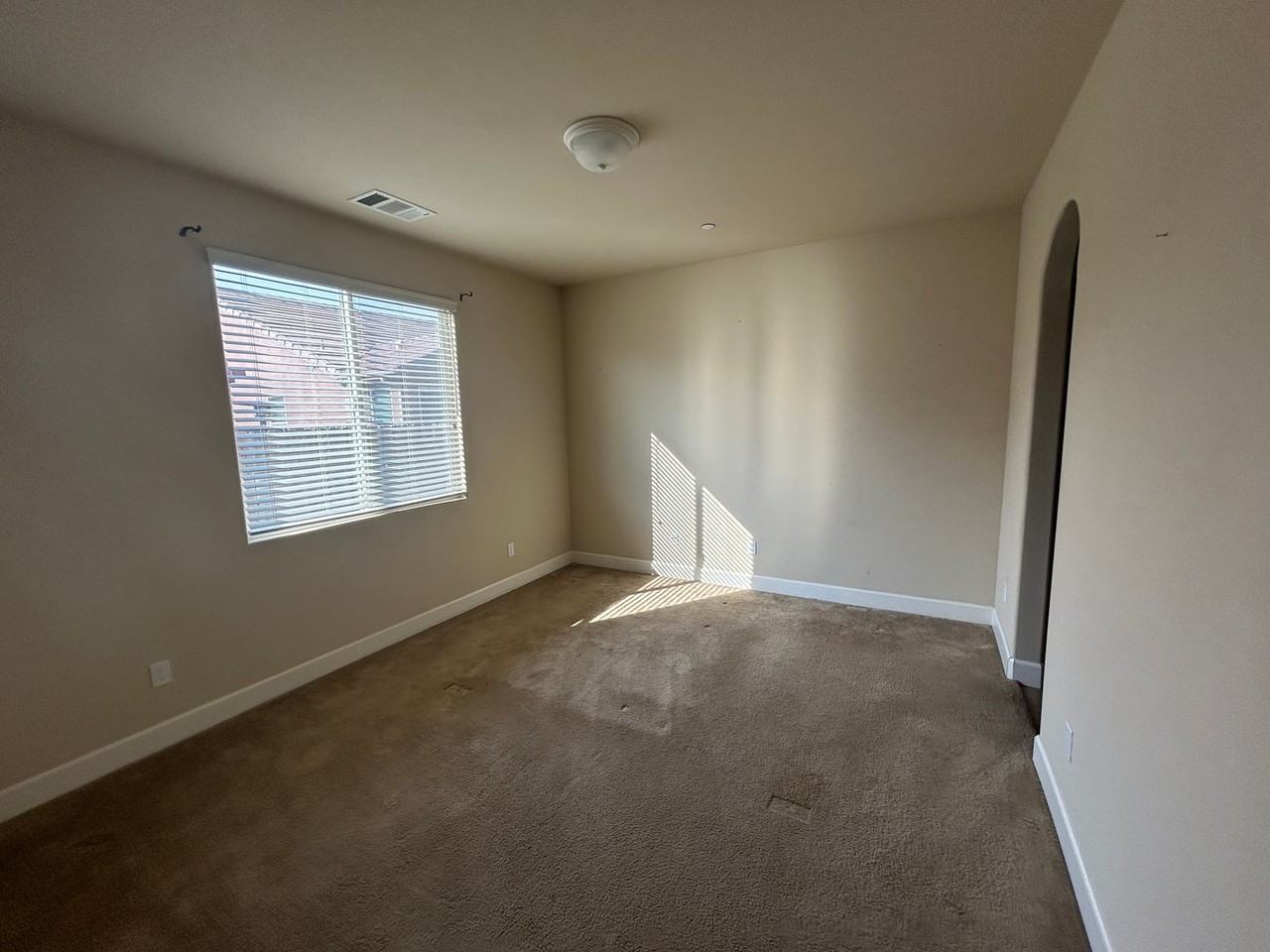 493 S Milo St - Photo 7 of 16
