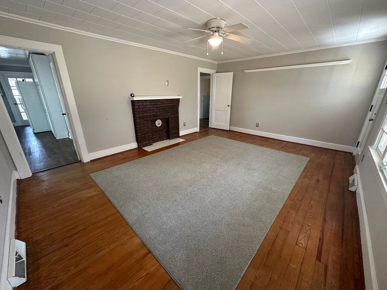 1189 Triplett Rd - Photo 3 of 16