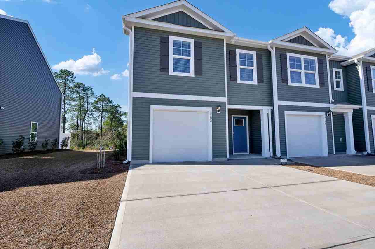 3202 Lobelia Ln - Photo 3 of 44