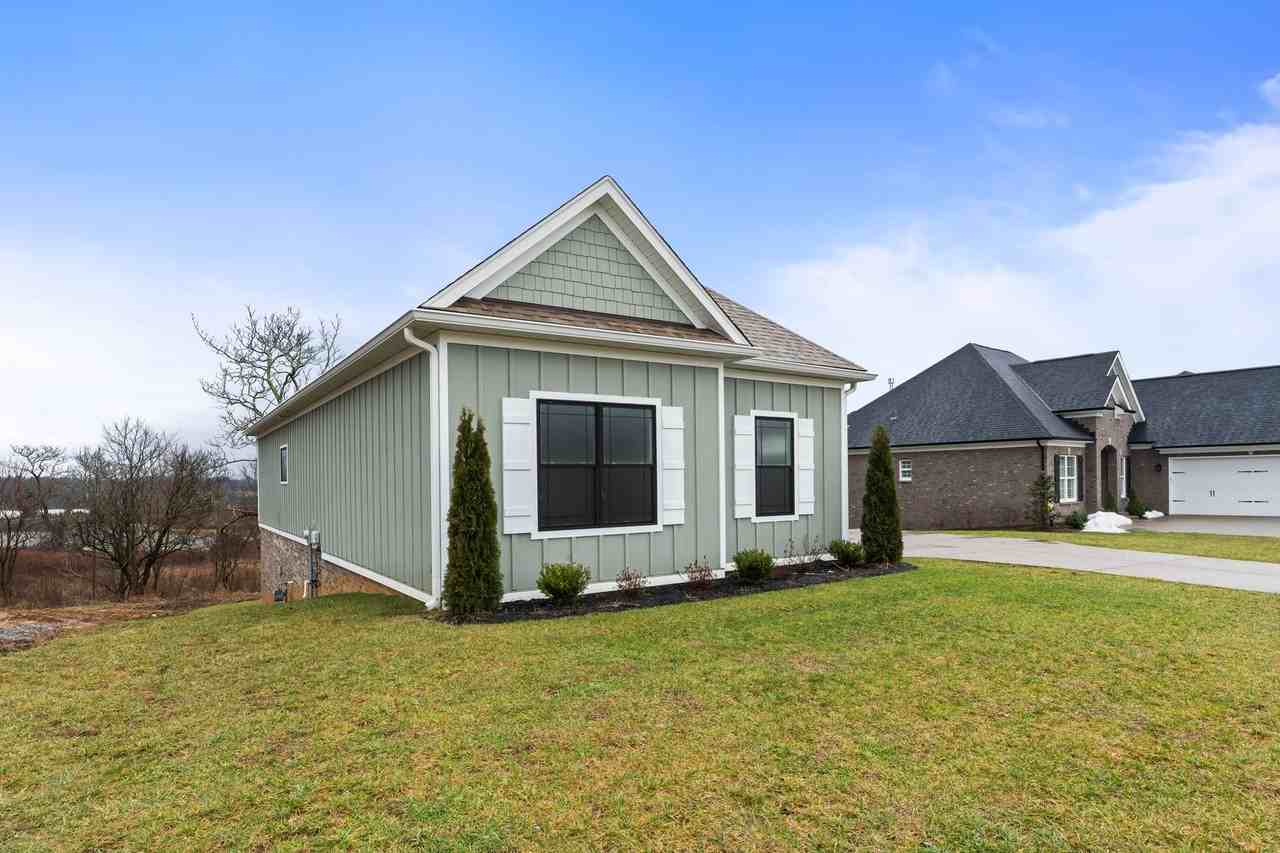 3222 Catalpa Farms Dr - Photo 2 of 44