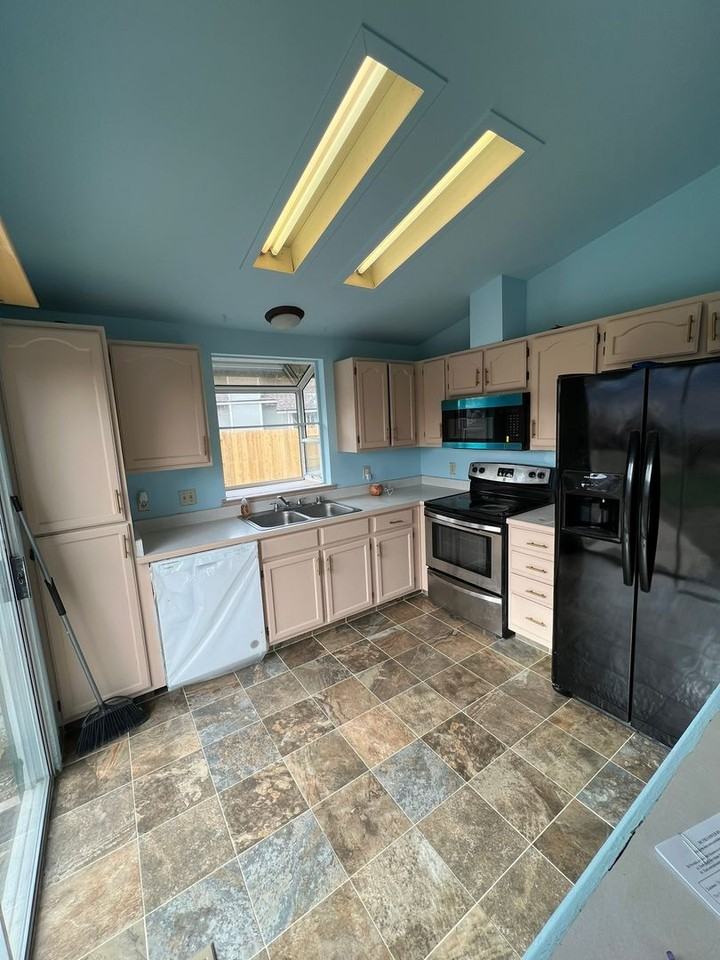 6066 Citation Ct - Photo 3 of 15