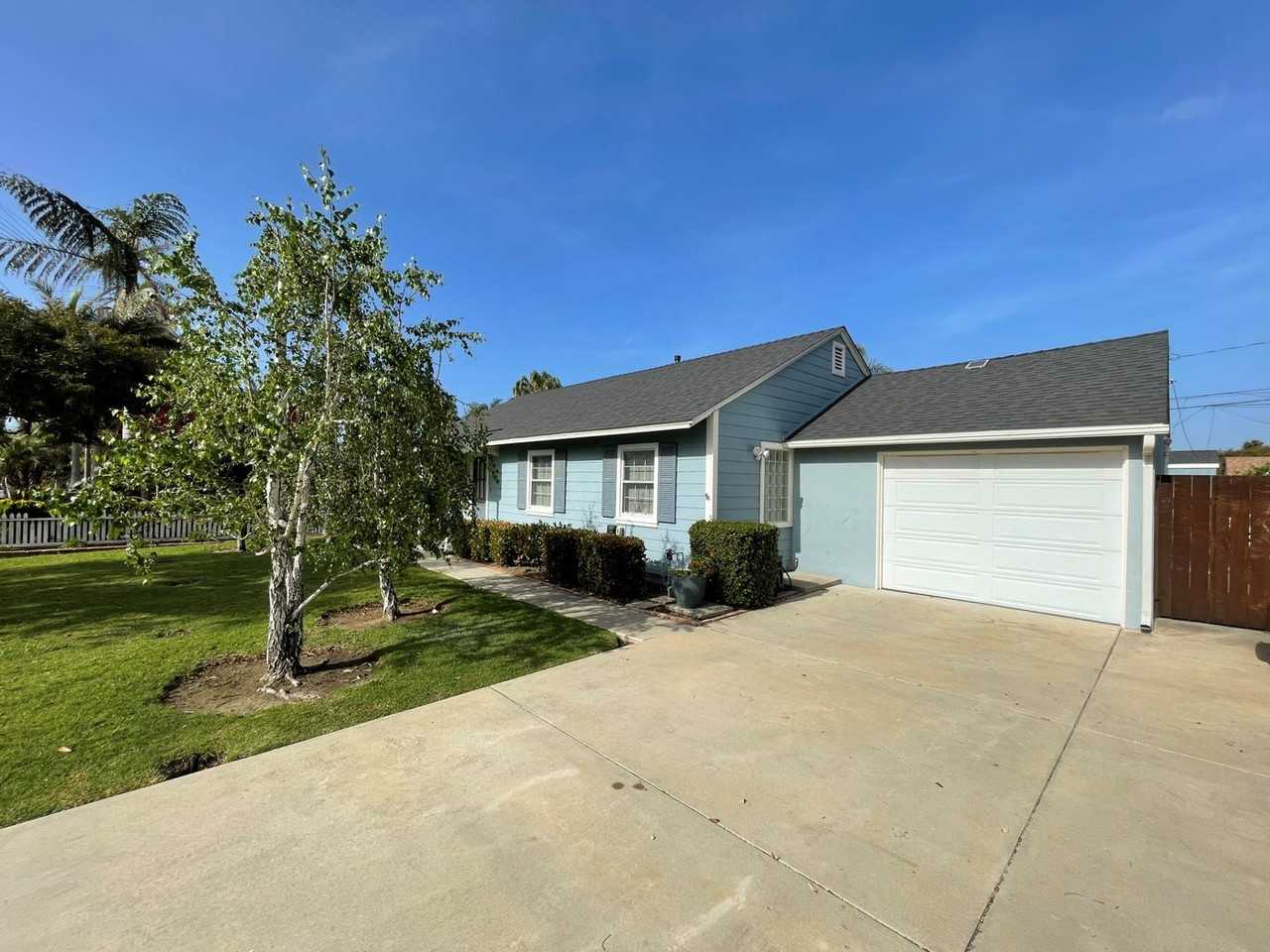 281 S Brent St - Photo 3 of 27