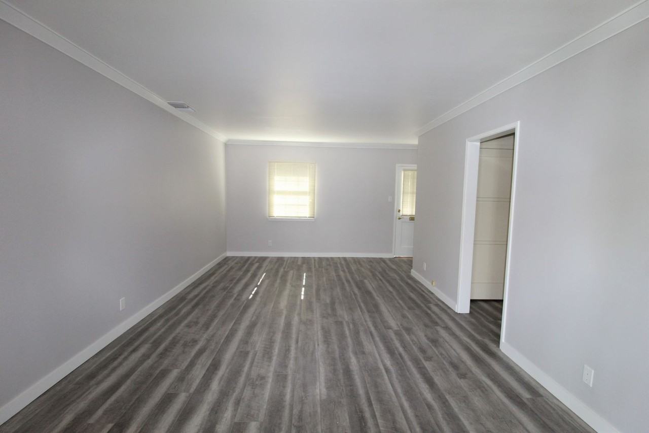 281 S Brent St - Photo 6 of 27