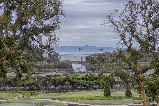 556 Scenic Dr - Photo 6 of 22