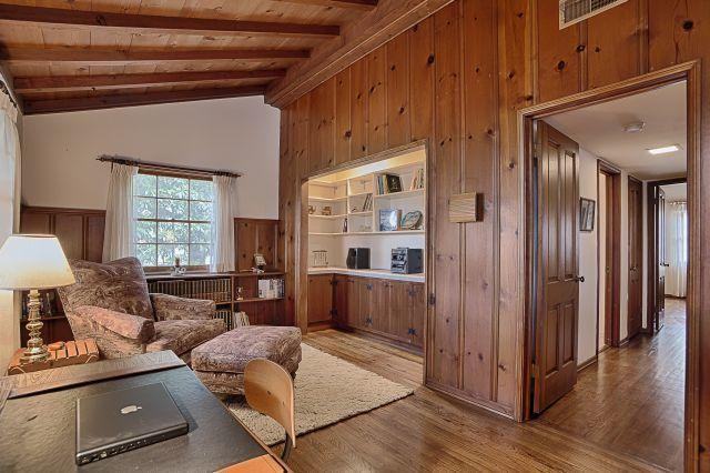 556 Scenic Dr - Photo 7 of 22