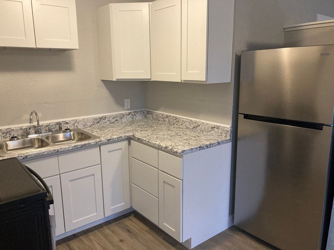 102 Golden Rule Rd #C - Photo 3 of 11