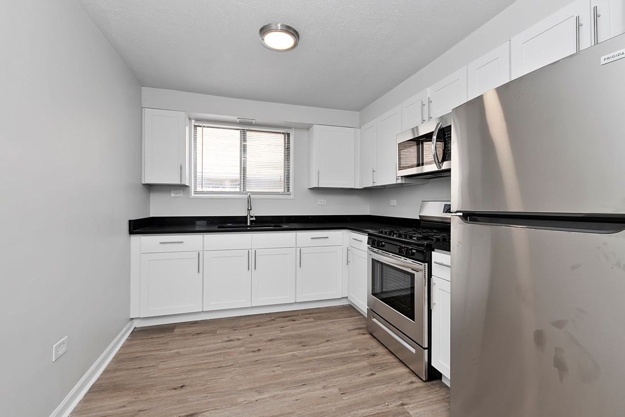 3137-3141 W. 41st Street - Photo 5 of 8