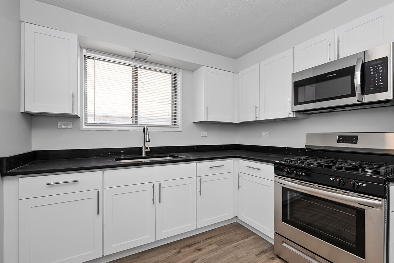 3137-3141 W. 41st Street - Photo 6 of 8