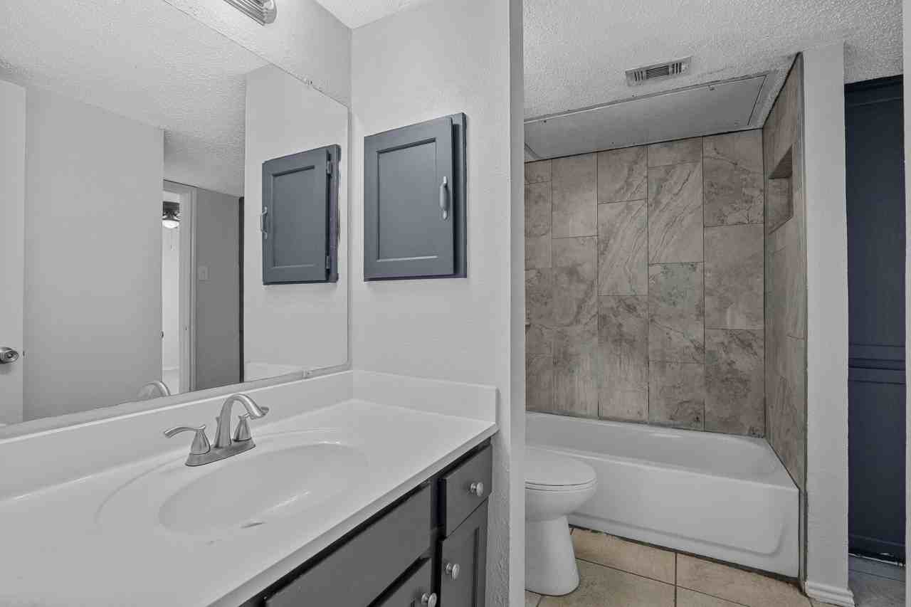 Village Oaks: A Dallas Living Experience - Photo 5 of 50