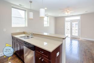 Lincoln Park Renovated Apartments! - Photo 1 of 1
