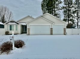 featured image of 15207 N Bonnett St