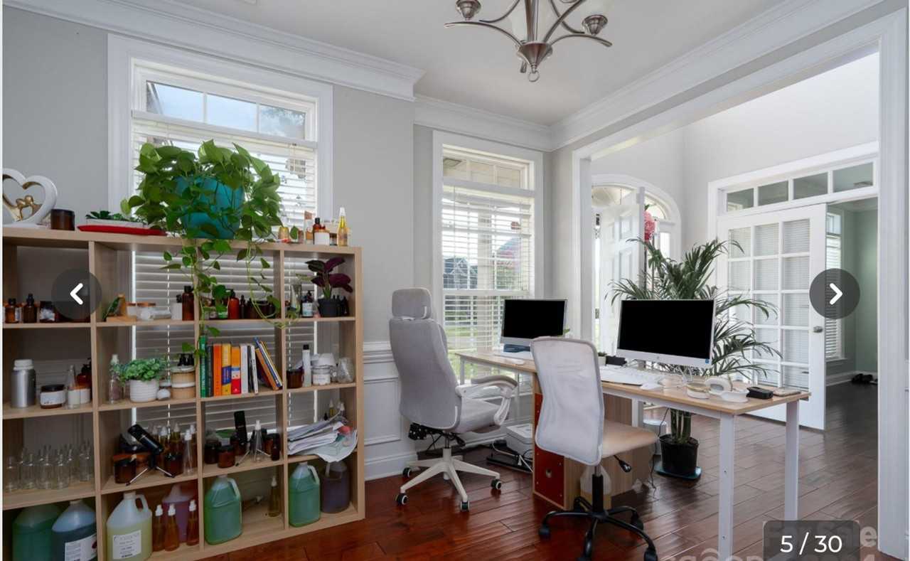 8505 Delamere Ln - Photo 7 of 23