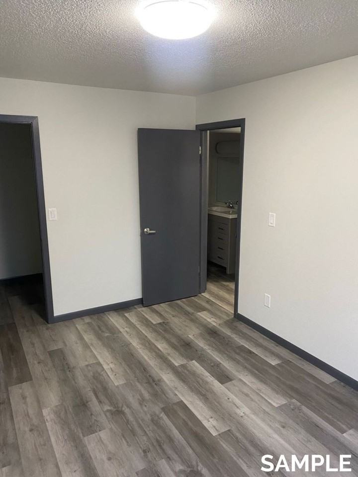 Rose Hill Apartments - Photo 6 of 27