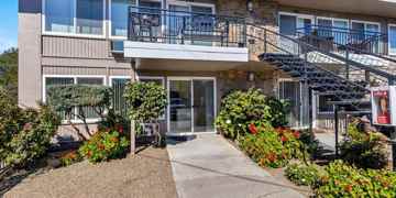 featured image of 1 Winding Way