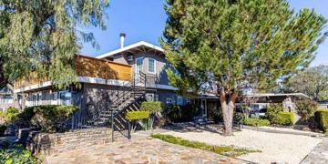 featured image of 1 Winding Way