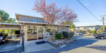 featured image of 1 Winding Way