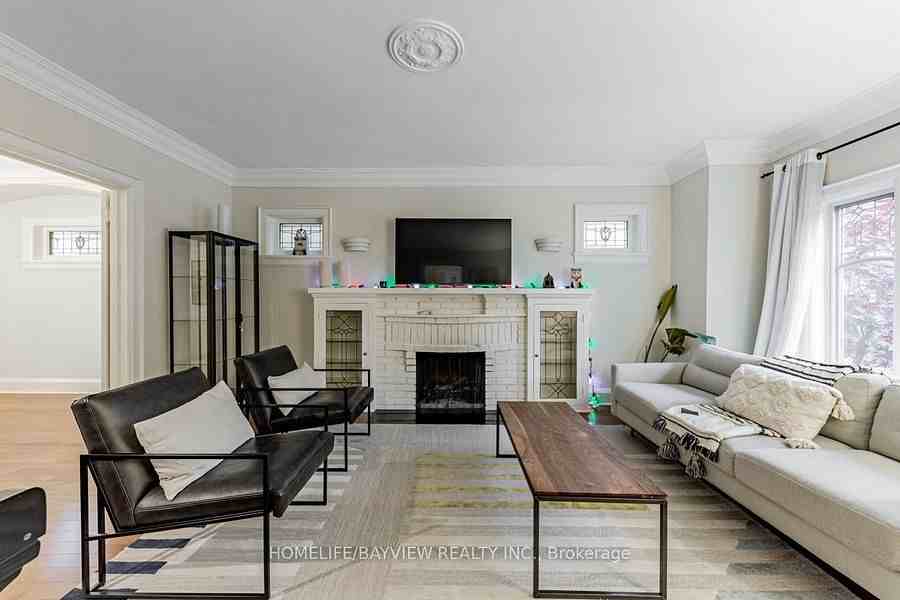 32 Maxwell Avenue - Photo 3 of 33