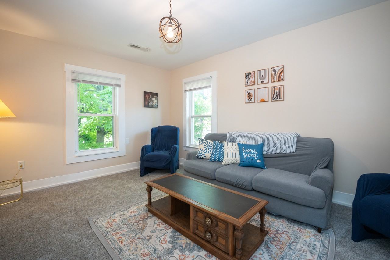 1361 W North Bend Rd #2 - Photo 6 of 37