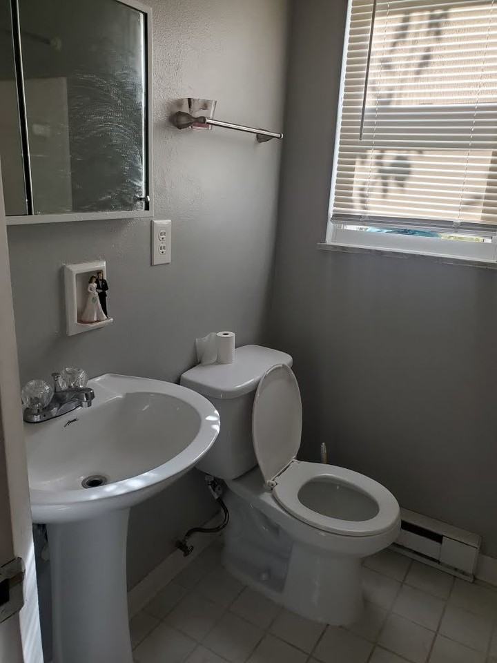1733 Grand Ave #3 - Photo 4 of 5
