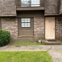 featured image of 905 W Pine St Apt C #Apt C