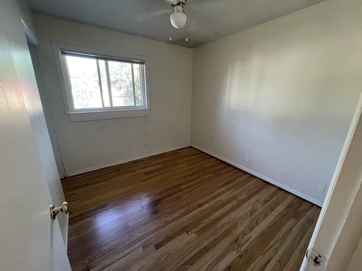 560 S 40th St - Photo 5 of 12