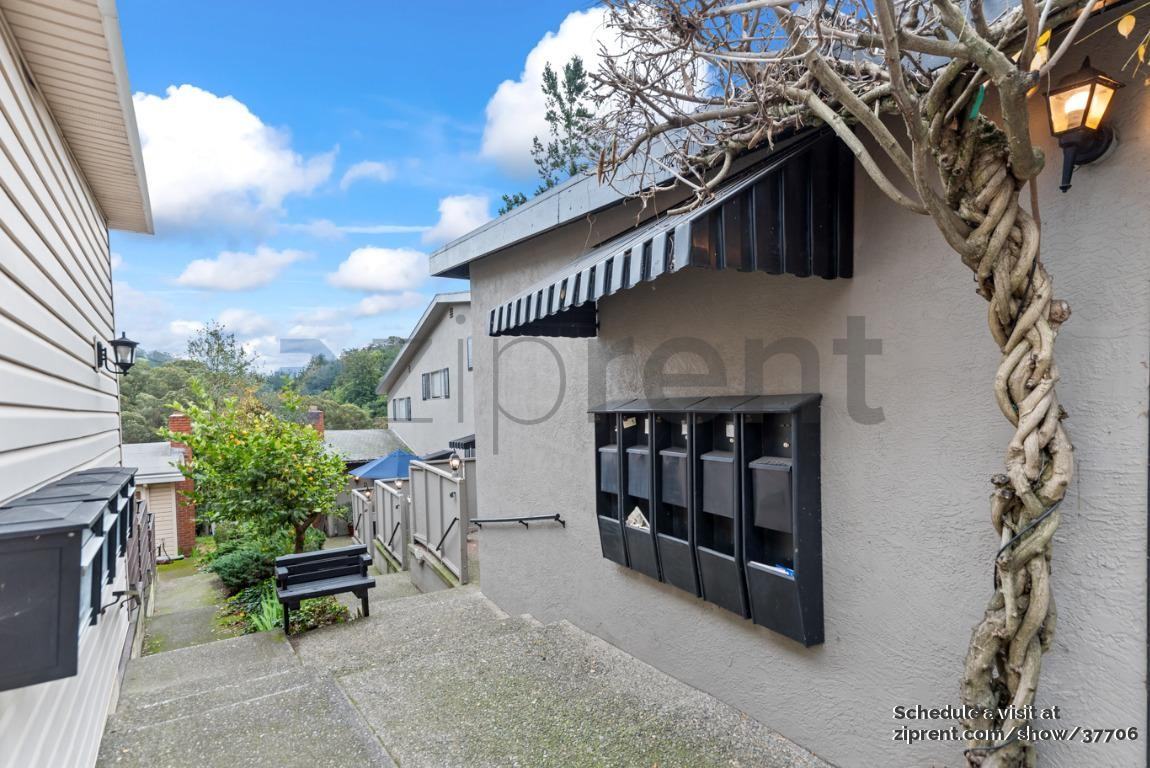 371 Somerset Rd #A - Photo 2 of 25