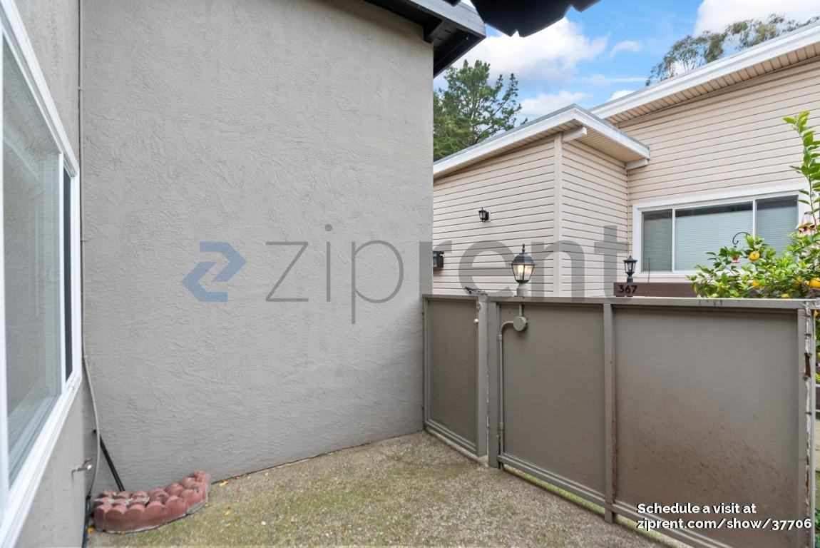 371 Somerset Rd #A - Photo 6 of 25
