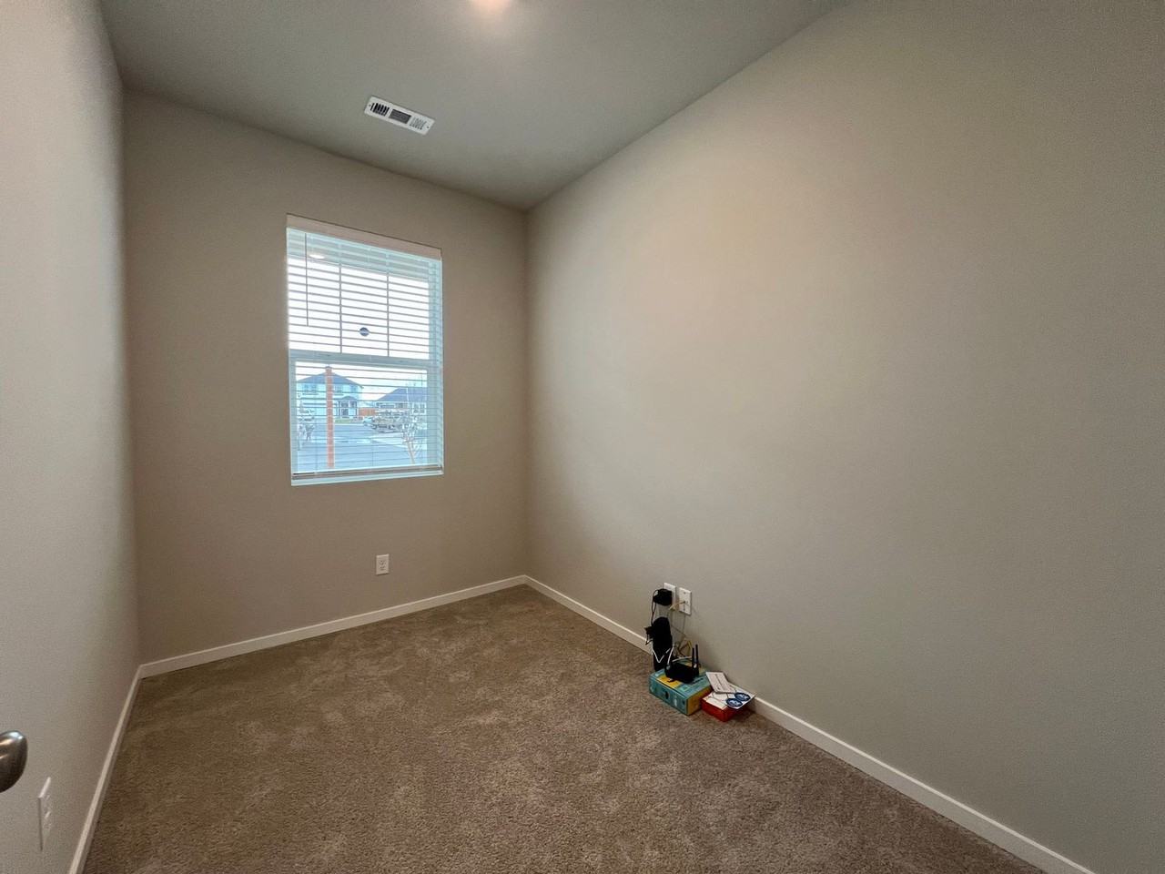 3105 Wrangler Dr - Photo 3 of 31
