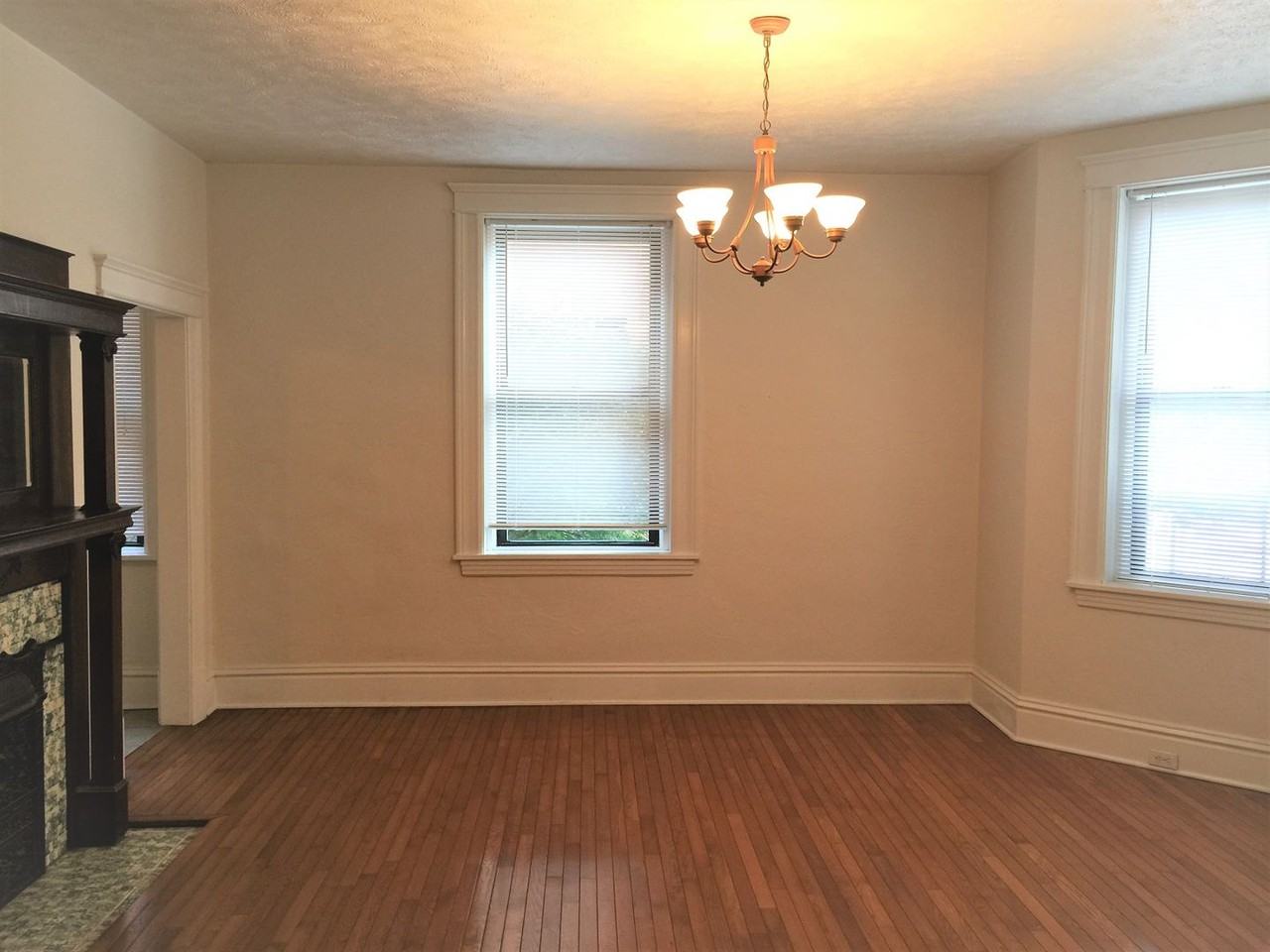 Sycamore - Photo 3 of 24