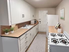 312 Hayward - Photo 1 of 1