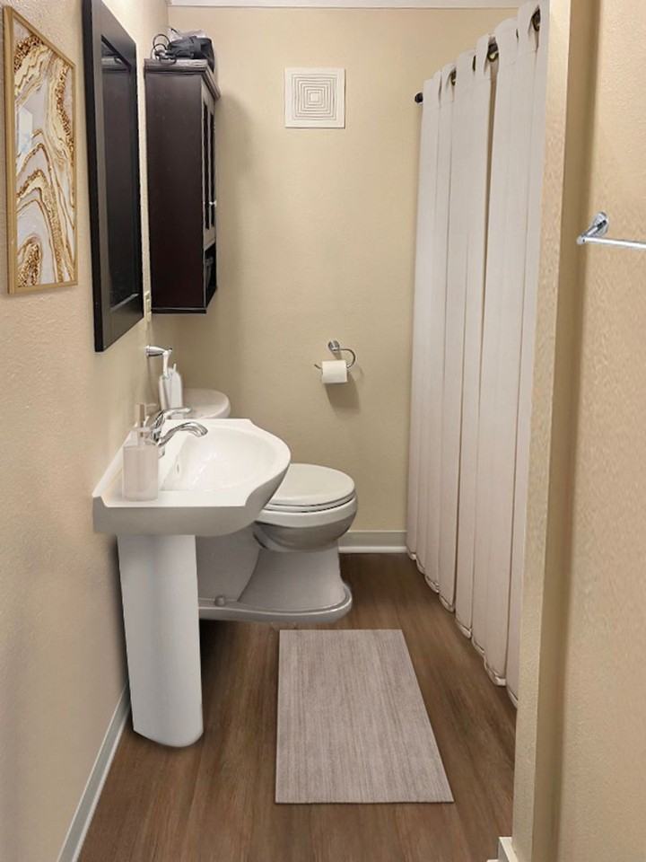 312 Hayward - Photo 5 of 17