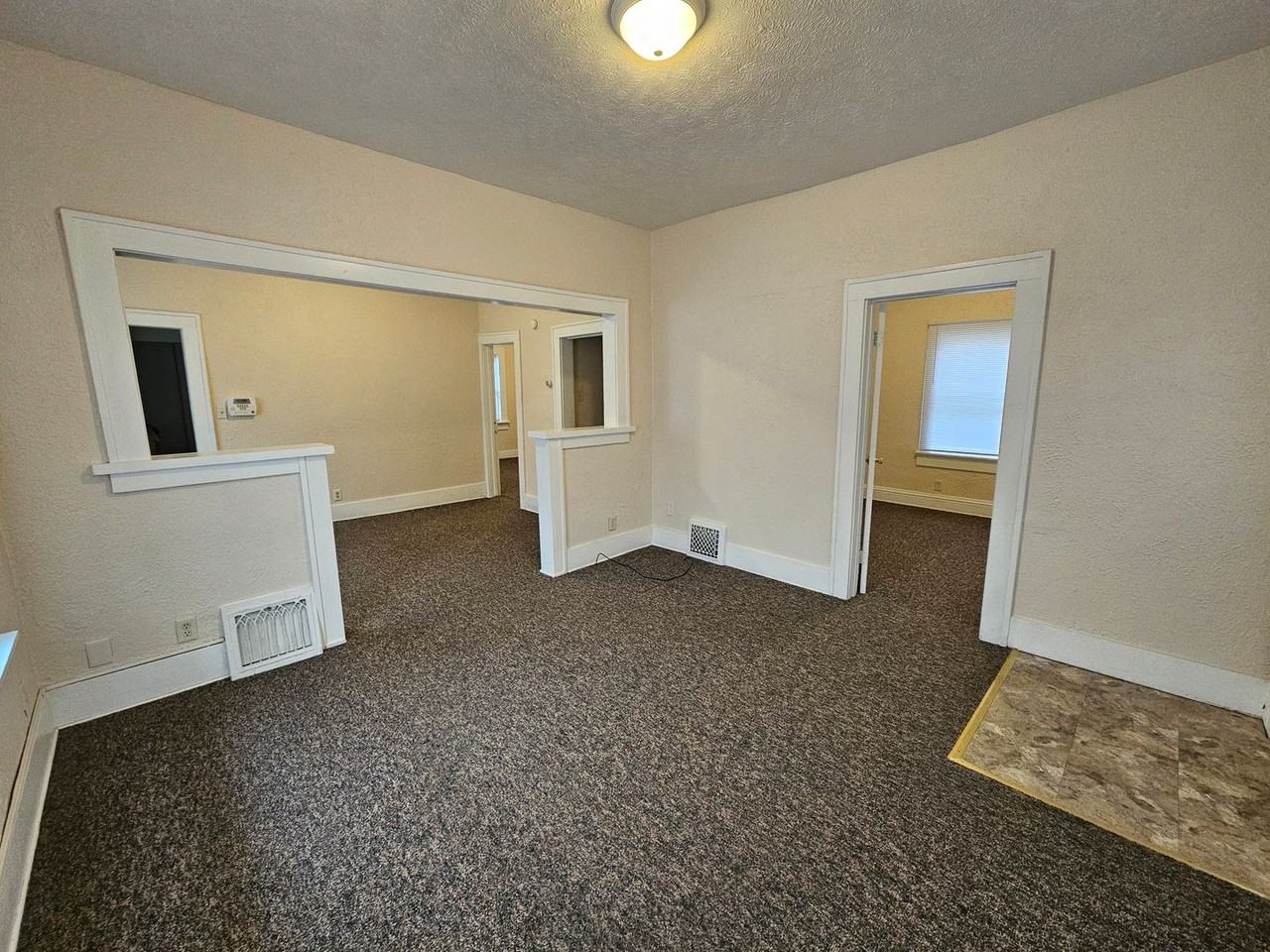 707 Corby Blvd - Photo 3 of 22