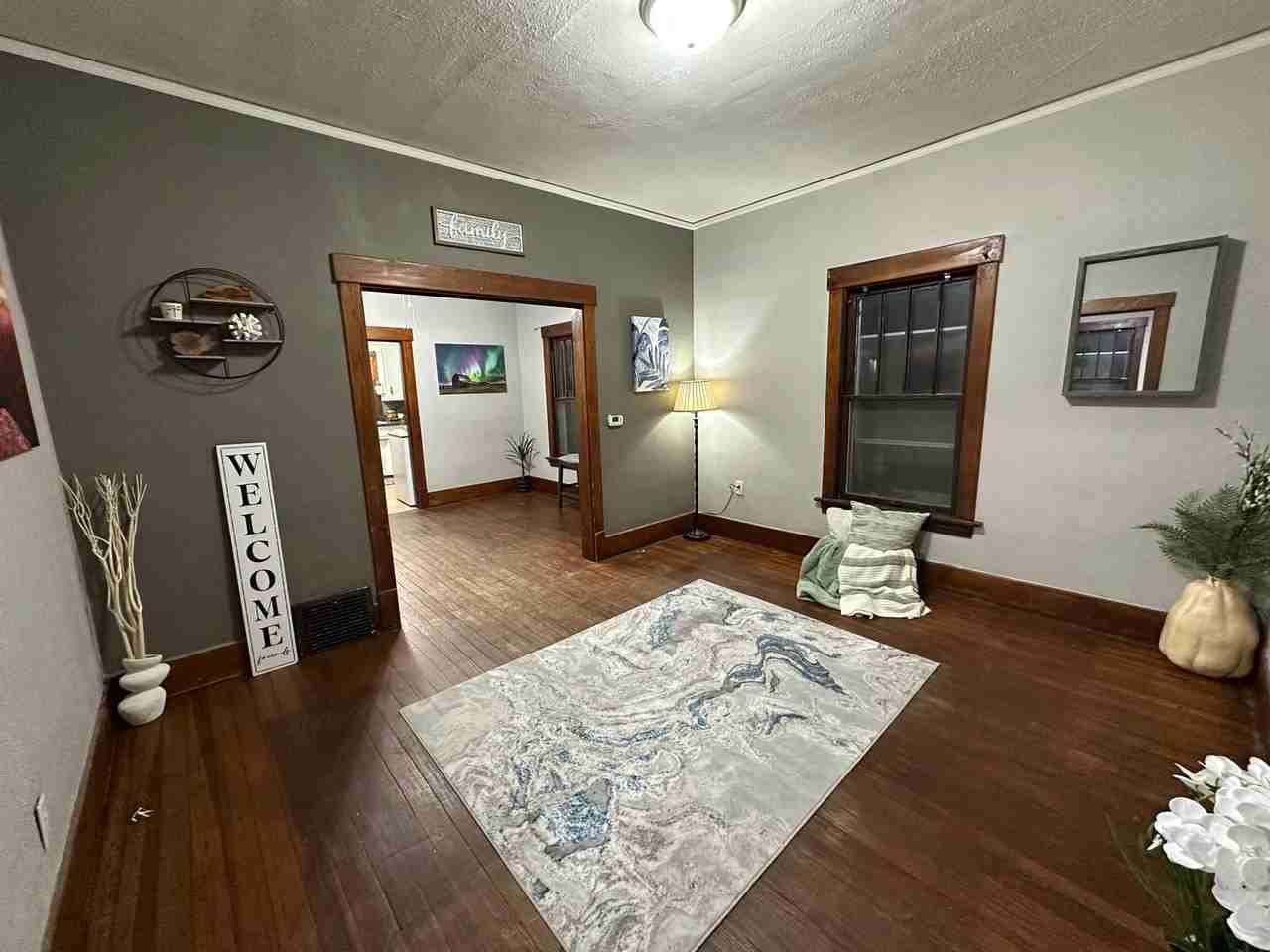 112 Madison St - Photo 3 of 24