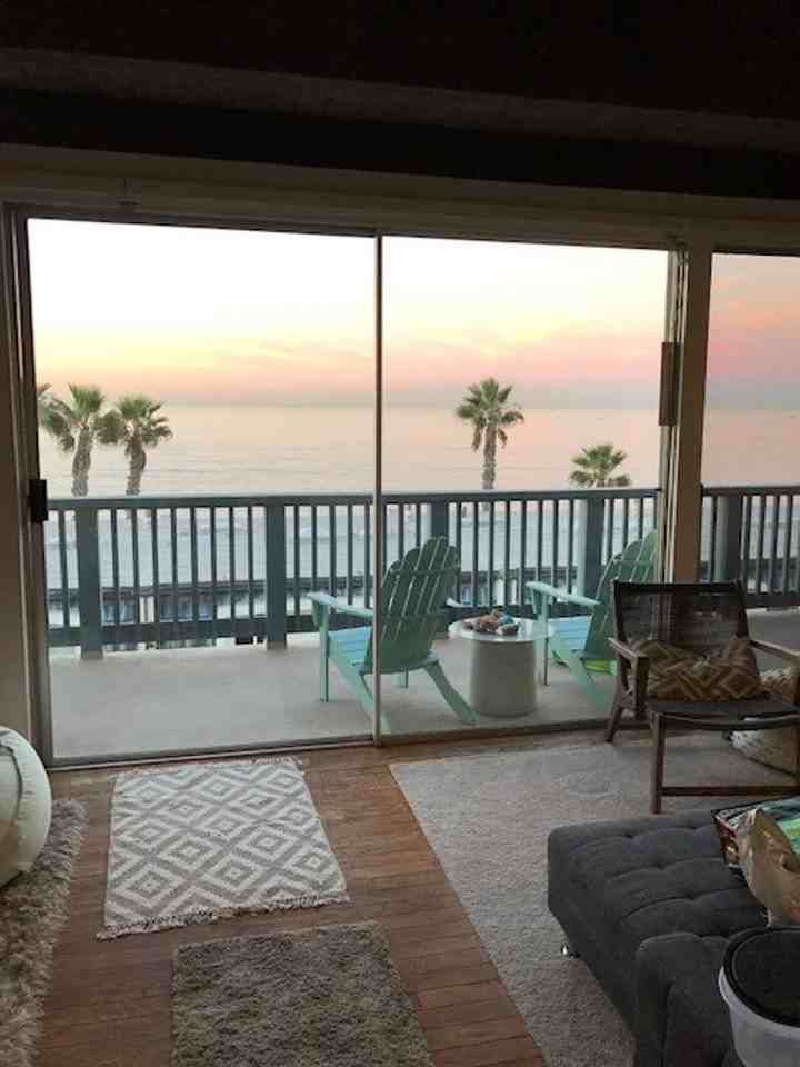11858 Coral Reef Ln - Photo 4 of 9