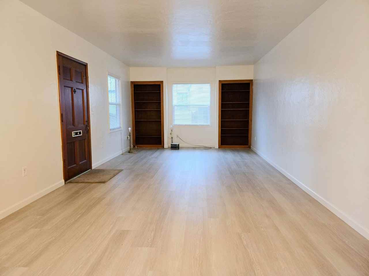 1842 2nd St - Photo 2 of 21