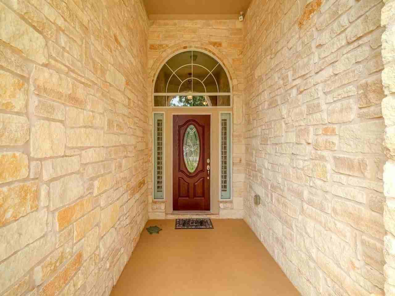 2209 Settlers Park Loop - Photo 2 of 28